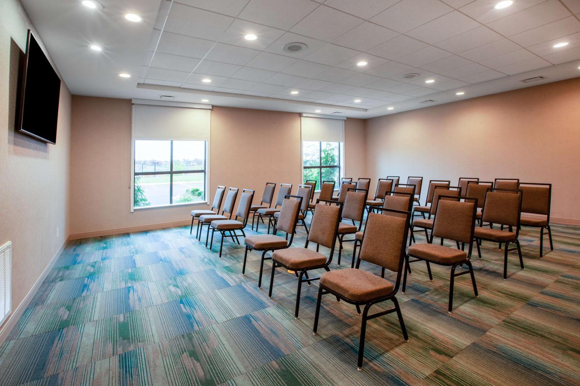 Home2 Suites By Hilton Lewisburg, Wv Εξωτερικό φωτογραφία